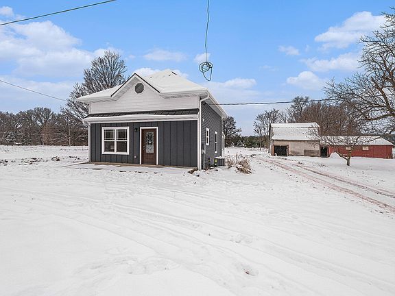 3rd image of 46750 County Road 665