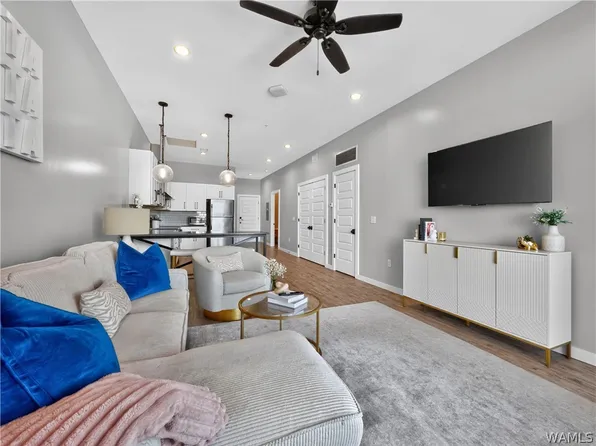 2529 University Blvd #9, Tuscaloosa, AL 35401