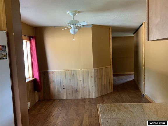 4th image of 100 S Laramie Ave