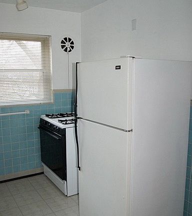 4th image of 4014 Paxton Ave APT C