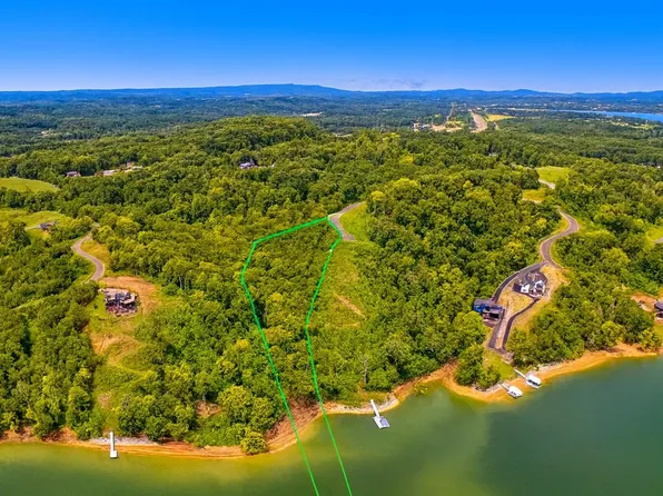 72 Clear Point Trl, Dandridge, TN 37725