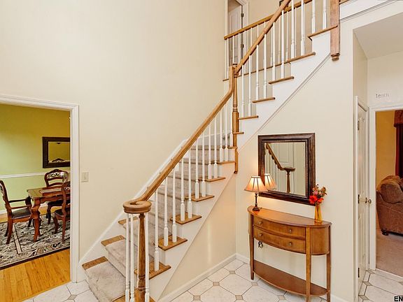 3rd image of 2529 Angelina Dr