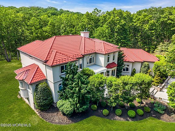 4th image of 347 Millstone Road