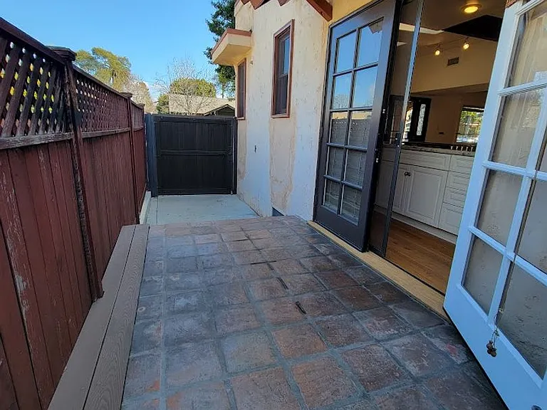 321 Grand Ave — Photo 45