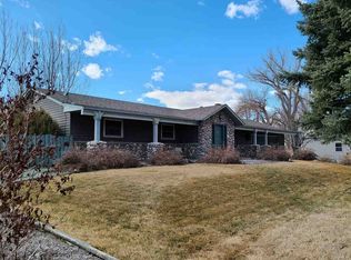 723 Highway 20 N, Thermopolis, WY 82443