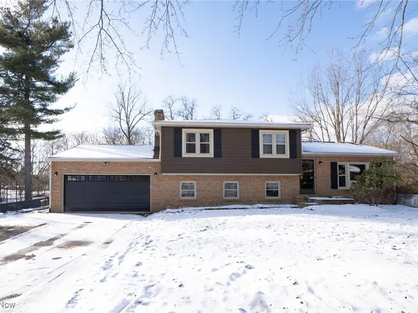 994 Sunset View Blvd, Tallmadge, OH 44278