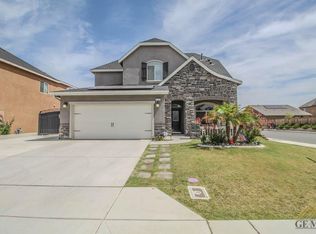 9124 Scenic Woods Ln, Shafter, CA 93263