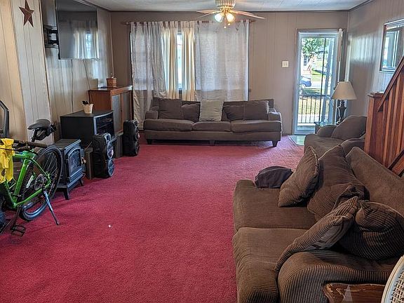 2nd image of 406 Parkway