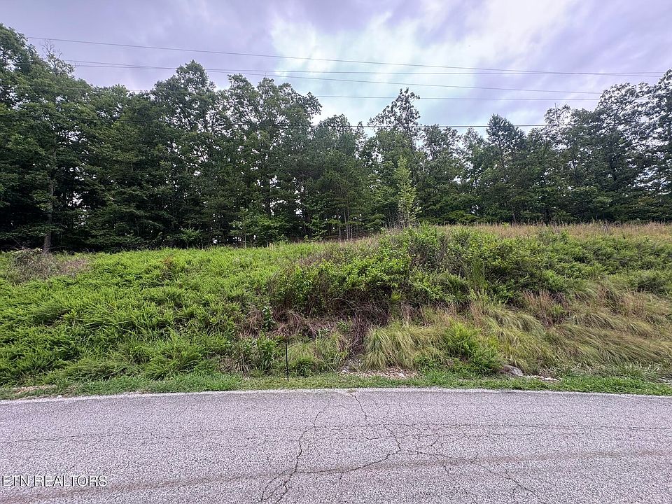 1st image of Hidden Oaks Rd