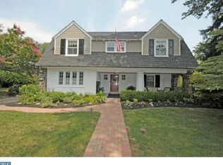 211 Midland Ave, Wayne, PA 19087