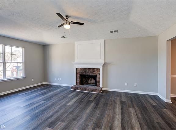 2nd image of 3818 Majestic Ln SW