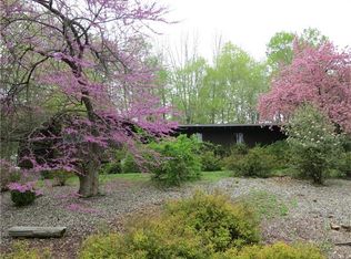 13 Carefree Ln, Suffern, NY 10901