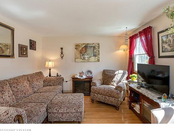 4th image of 208 Foxcroft Cir #208