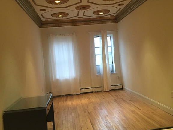 3rd image of 235 E 13th St APT 6K