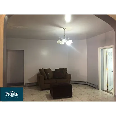 Rented by Prime Realty | media 13