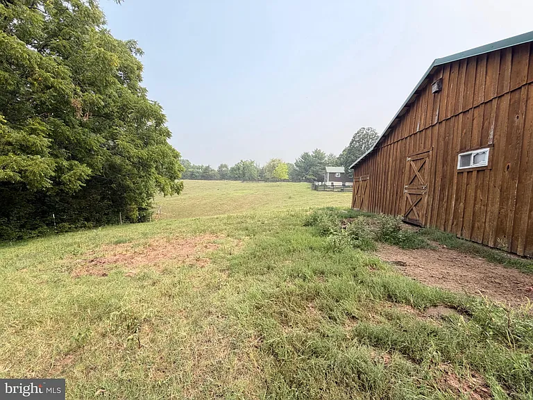 1579 Millner Rd — Photo 16