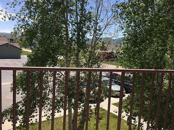 5th image of 40 Fox Dr