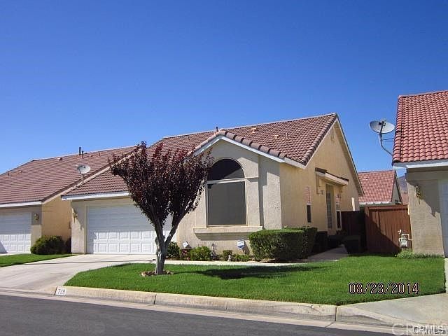 1st image of 729 Zaphiro Ct