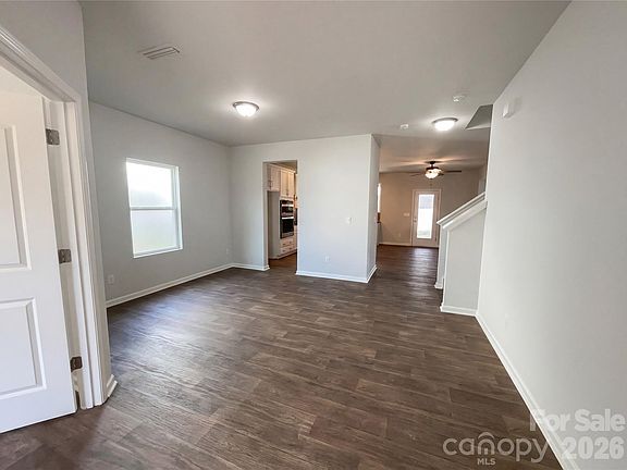 3rd image of 2693 Watergarden St