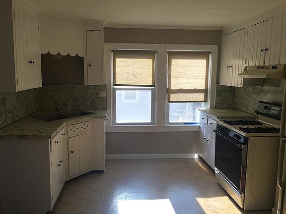 2nd image of 27 Ashwood Avenue # Fl 2nd