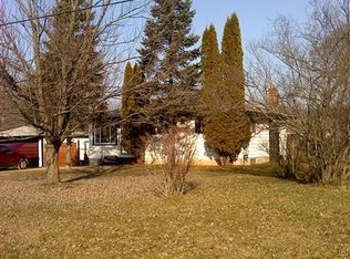 3084 Reeder Rd, Clarkston, MI 48346