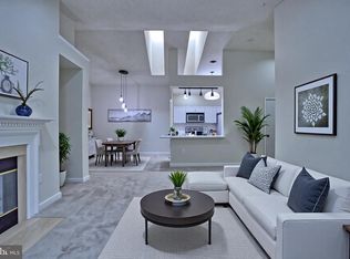 7701 Lafayette Forest Dr APT 31, Annandale, VA 22003