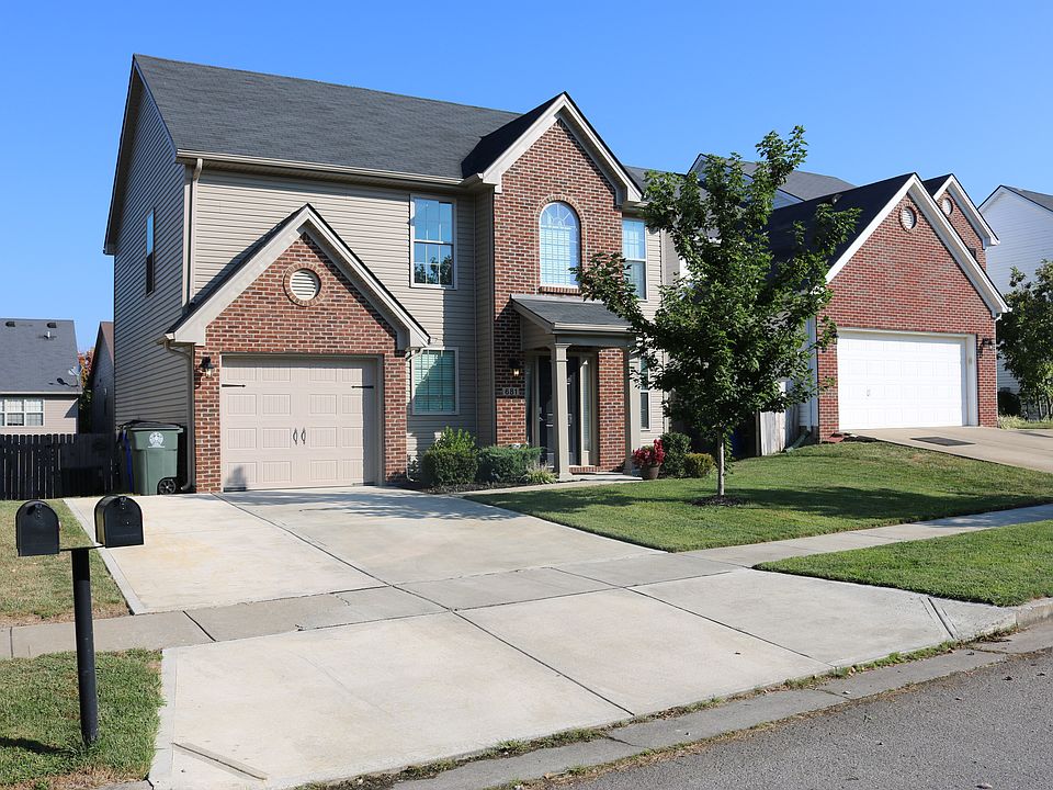 1st image of 681 Estrella Dr