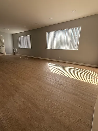 Beverly Rossmore Apartments Photo 1