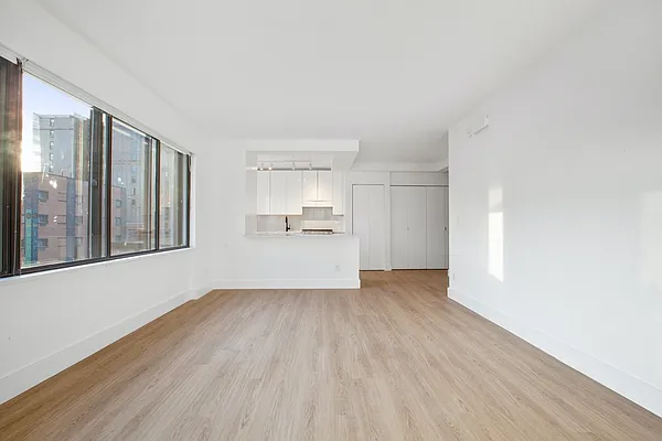 Rented by Greystar | media 9