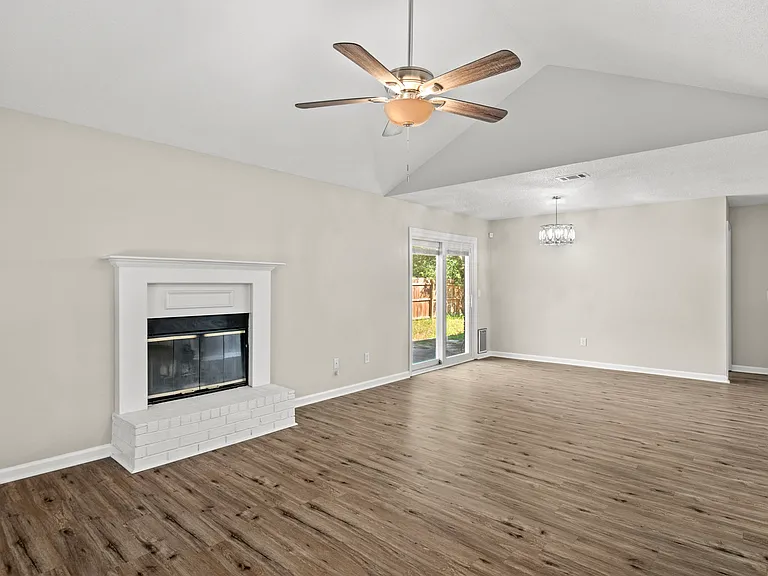1796 Talmadge Rd — Photo 5