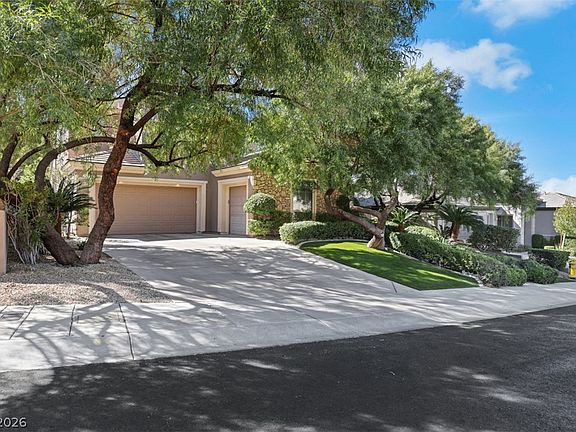 2nd image of 15 Oro Valley Dr