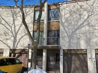 123 McKnight Rd N #L, Saint Paul, MN 55119