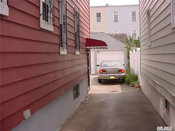 2nd image of 9029 184th Pl