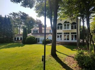 3412 Lakeshore Dr, Sault Sainte Marie, MI 49783