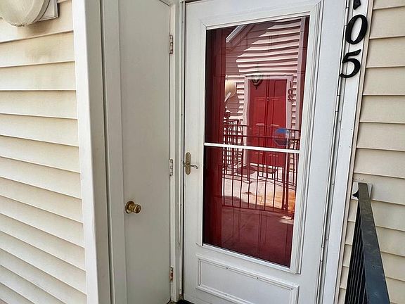 3rd image of 14107 Bowsprit Ln APT 105