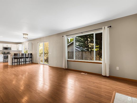 4th image of 6632 Kirsop Village Drive SW