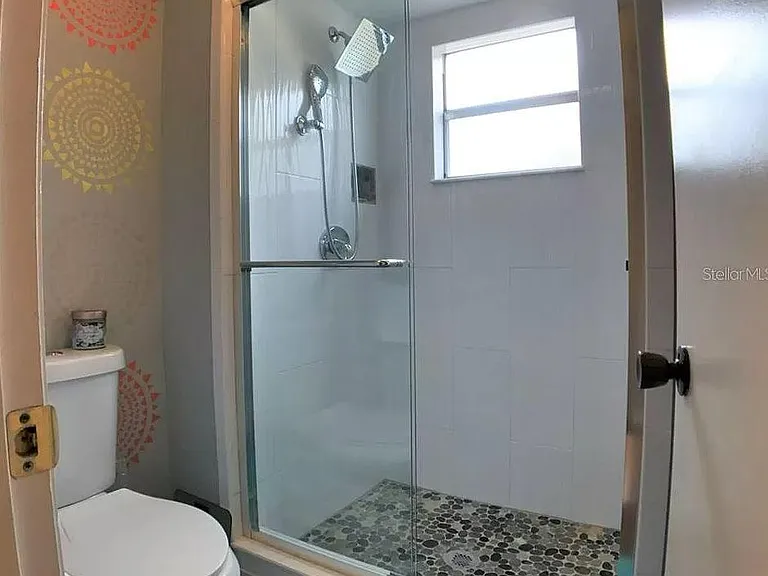 4925 Lindsay Ct — Photo 8