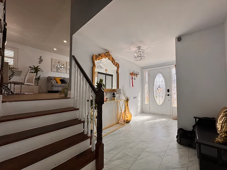 1028 Valentine Dr — Photo 22