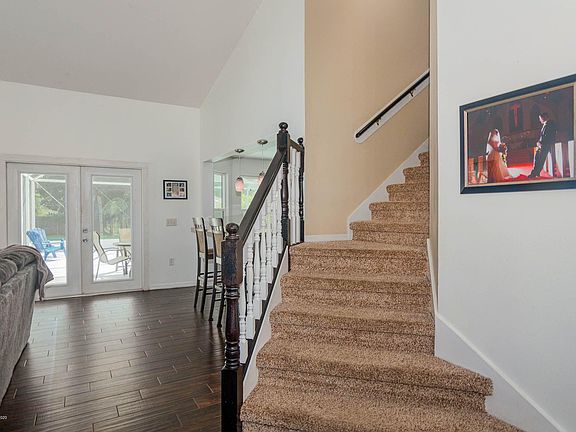 5th image of 2660 Lowell Cir