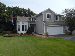 8614 Sun Park Dr, Zeeland, MI 49464
