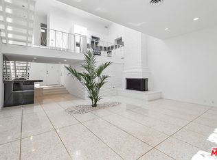 764 N Doheny Dr #2, West Hollywood, CA 90069