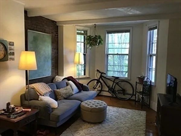 4 Wigglesworth St #2 — Photo 3