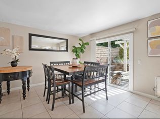 2472 Ridge View Ct, Simi Valley, CA 93065