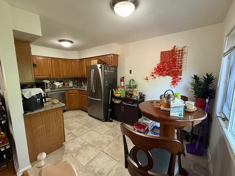 5 Hanover Ct — Photo 8