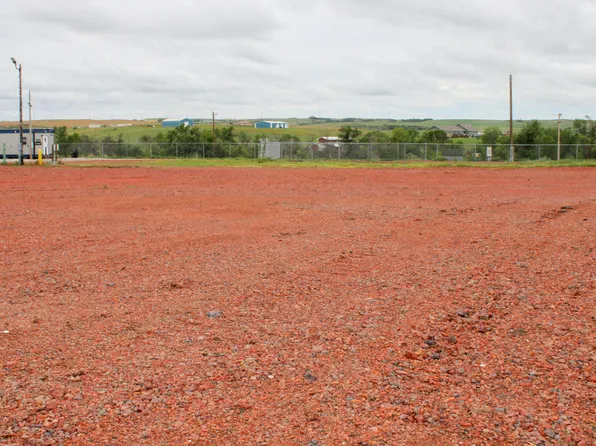 2076 125th Ave NW, Watford City, ND 58854