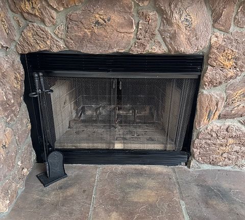 5th image of 264 E Scheibe Way
