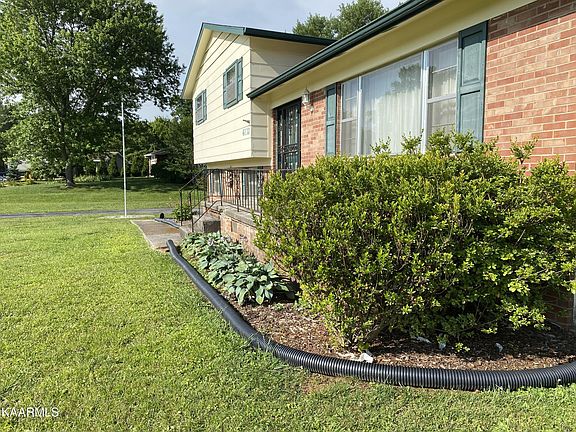 2nd image of 6132 Lilywood Ln