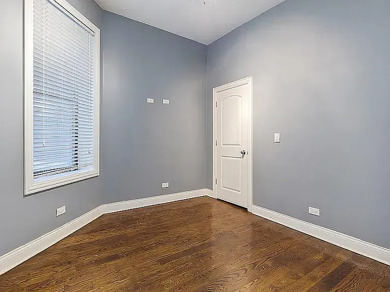 3 bed, 1350 sqft, $2,600 — Photo 2