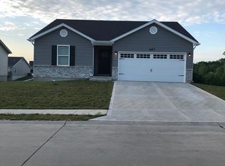 407 Triathlon Dr, Foristell, MO 63348
