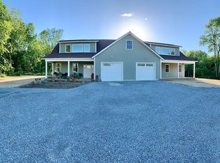 95 Mabel Way, South Hero, VT 05486